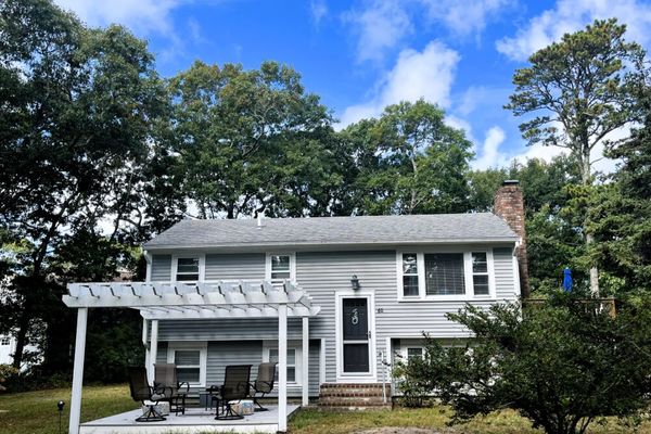 Private beach/Dog Friendly/Sleeps 2-8/New!