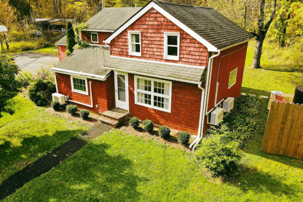 The Louie II: Peaceful Accord Farmhouse