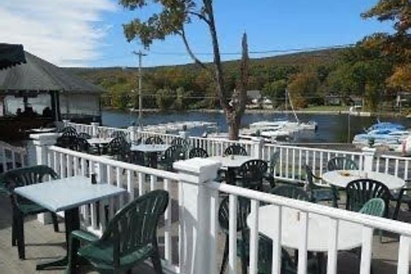 Emerald Point Restaurant and Marina