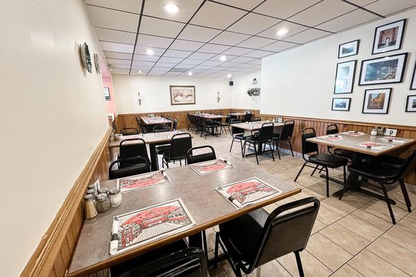 Michelangelo’s Restaurant & Pizzeria