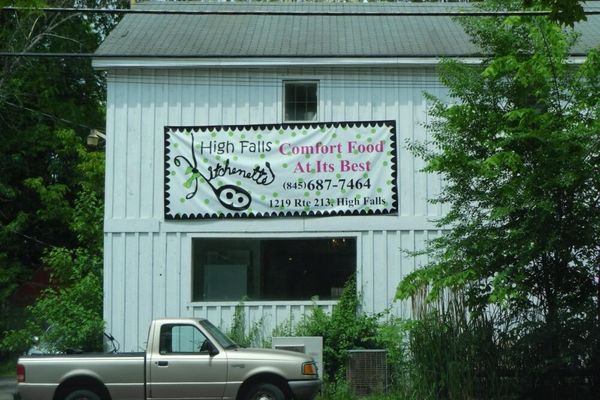 High Falls Kitchenette & Bakery