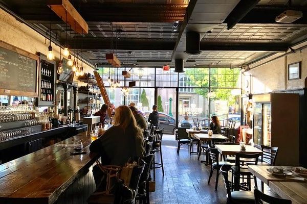 Underground Coffee & Ales