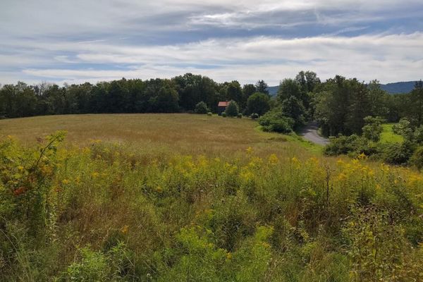 Rest Plaus O&W Rail Trail