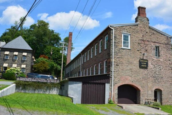 Dorflinger Factory Museum