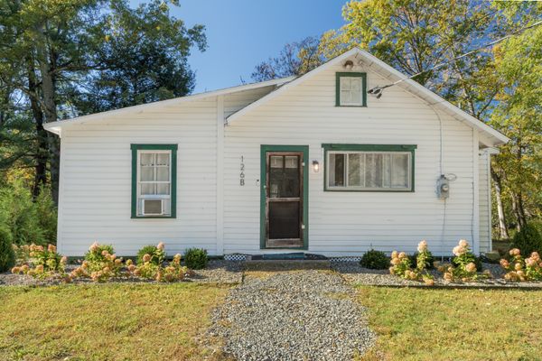 River Run Cottage | Private Dock & Firepit