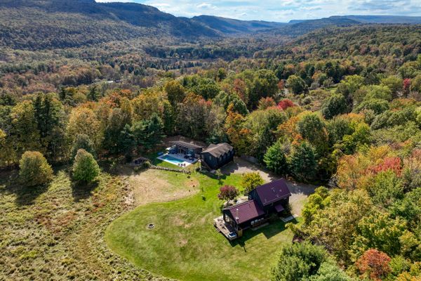 Cherry Hill | Luxury Monthly Rental + Heated Pool