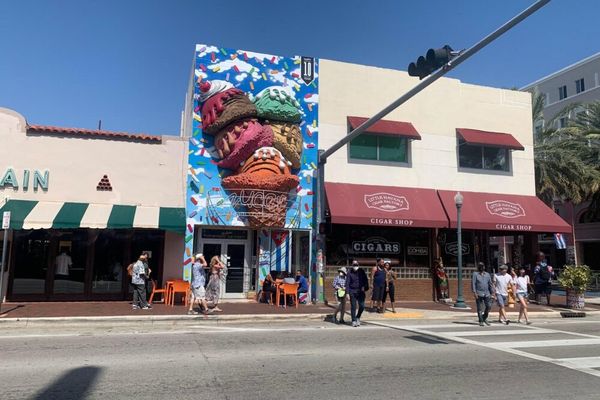 Calle Ocho Plaza