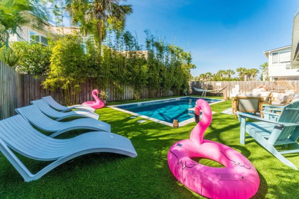 Wine Down – Heated Saltwater Pool