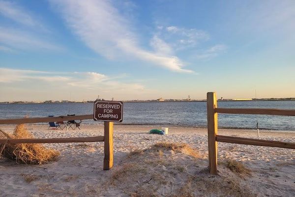 Huguenot Memorial Park