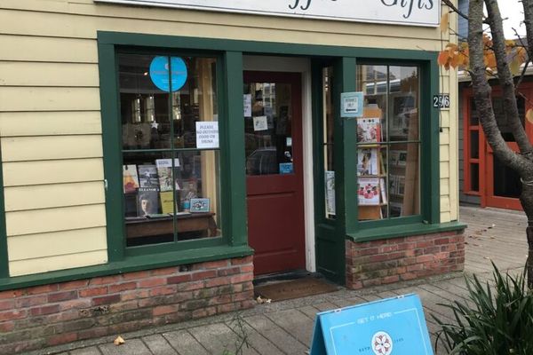 Darvill’s Book Store