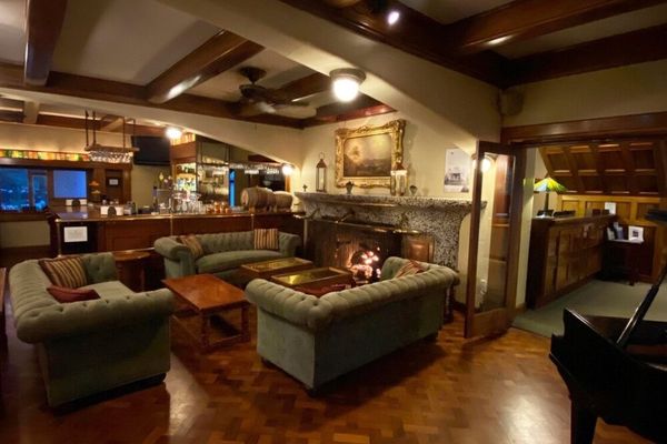 The Mansion (Moran Lounge)