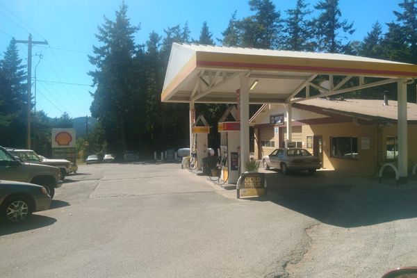 Crescent Beach Service