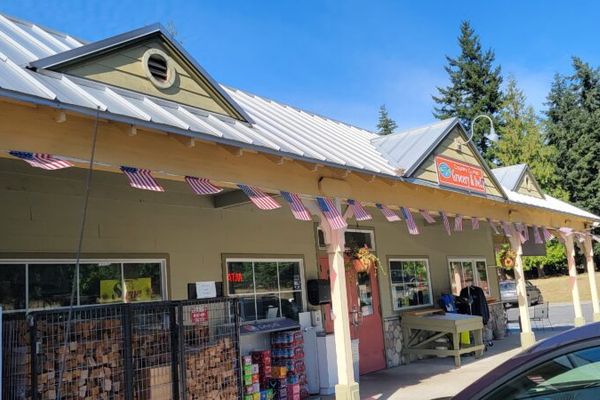 Country Corner Market, Deli & Liquor