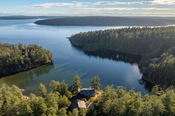 HIKES ON ORCAS ISLAND