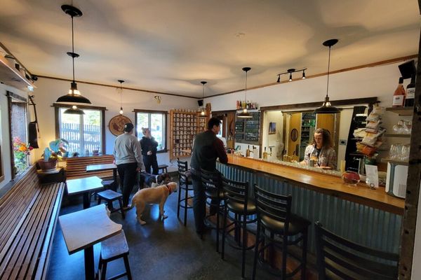 Island Hoppin Brewery