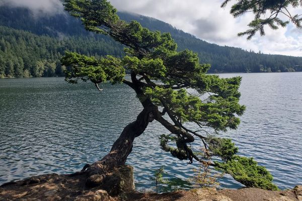 Paddleboarding at Cascade Lake
