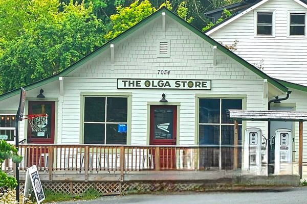 Olga Store Co-op Cafe