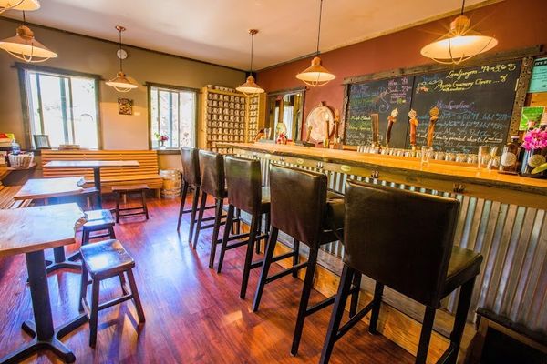 Island Hoppin Brewery