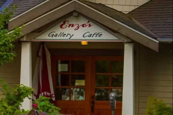 Enzo’s Gallery Space