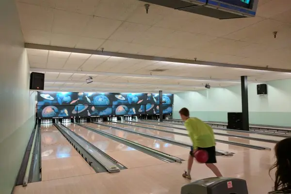 Paradise Lanes