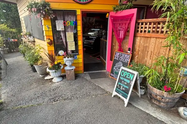 Harmony Hive Bistro