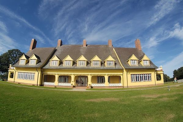 Whalehead club
