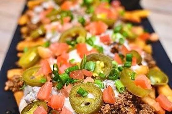 Hurricane mo’s beachside bar and grill