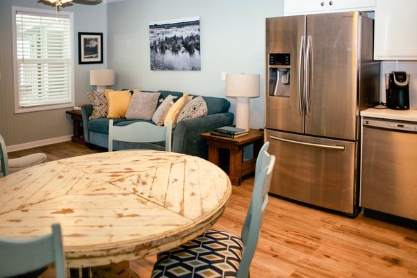 ‘Captain’s Quarters’ Bluff Shoals Motel – Apartment Suite