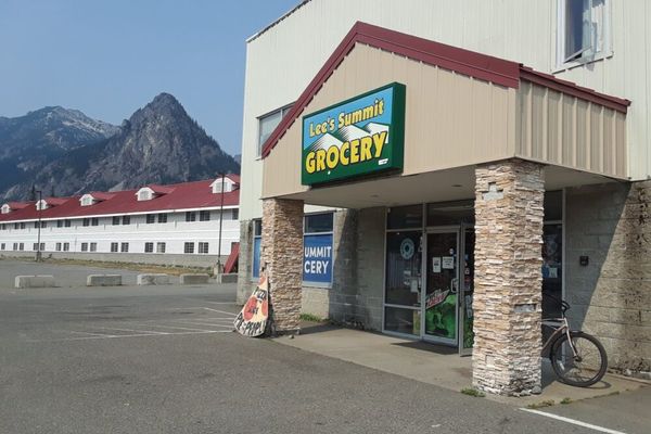 Lee’s Summit Grocery