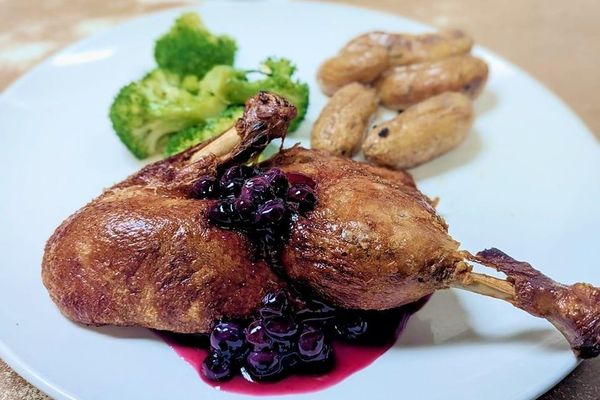 Things To Do 20 The falls landing restaurant