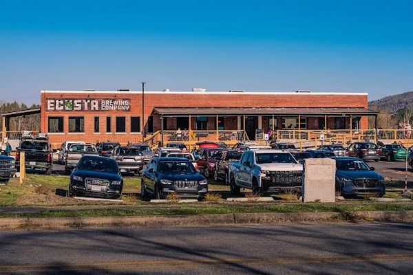 Things To Do 38 Ecusta brewing company