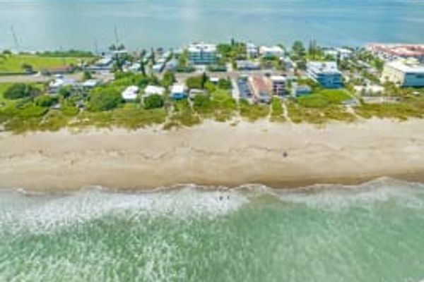 Waterfront Oasis – Private Pier, Walk to Beach!