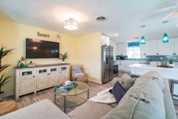Relax in the Heart of Merritt Island