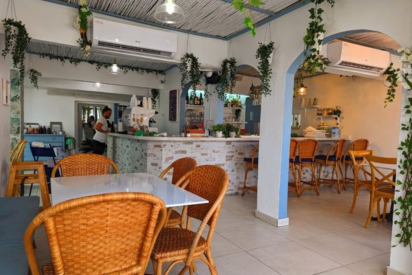 Lela’s Eatery