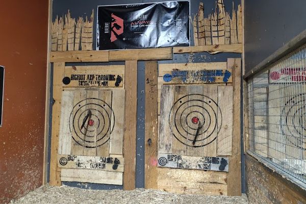 Bigfoot Axe Throwing