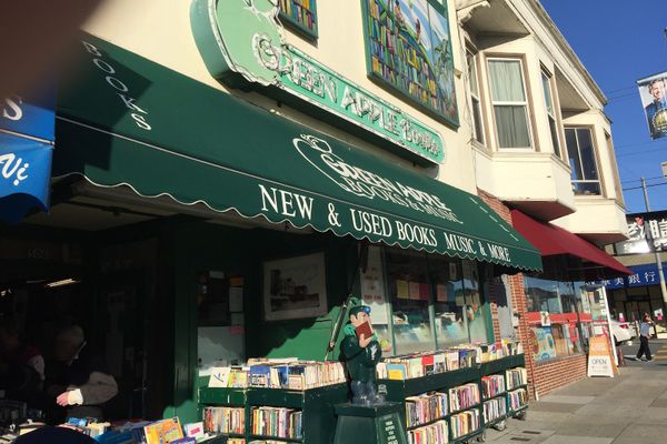 Green Apple Books