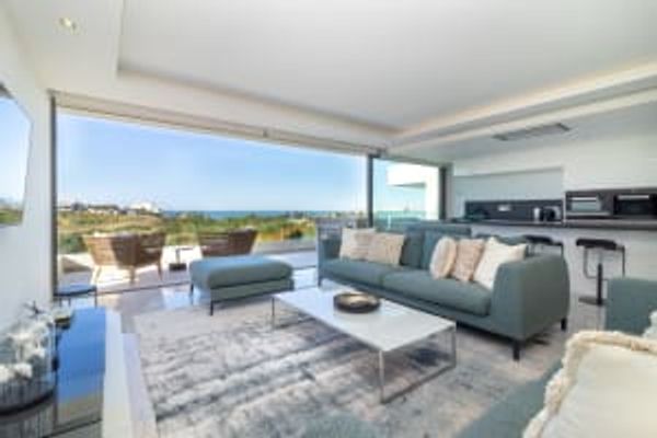 Palms nº 5 – Luxury state of the art, spacious penthouse apartment, with fantastic sea views