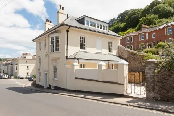 Hawkins dartmouth
