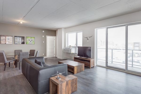 Laval - Equinoxe 3B2B (310)