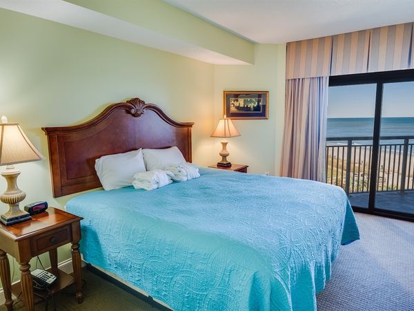 Amazing Room with Stunning Views☀️