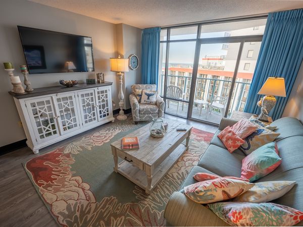 Beautifully Remodeled Condo