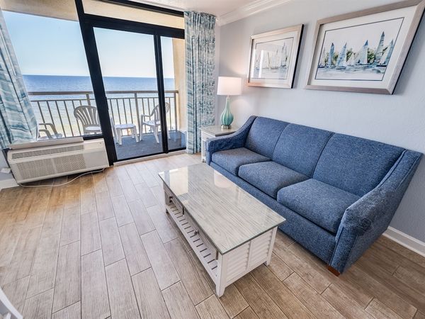 Large Living Area with Views of the Ocean, Beautifully Decorated