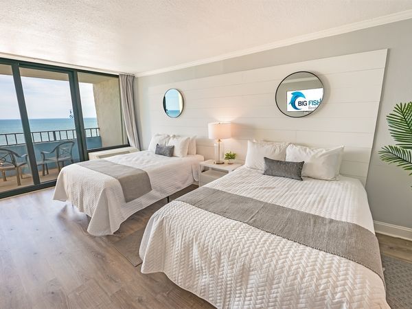 Beautiful Bedroom with Amazing Views ☀️