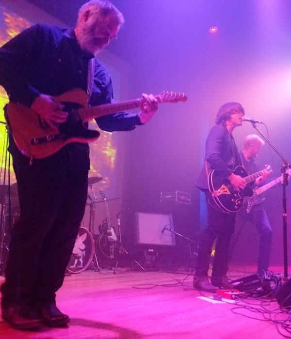 krz8LZV6RVKqfJiKbRsj