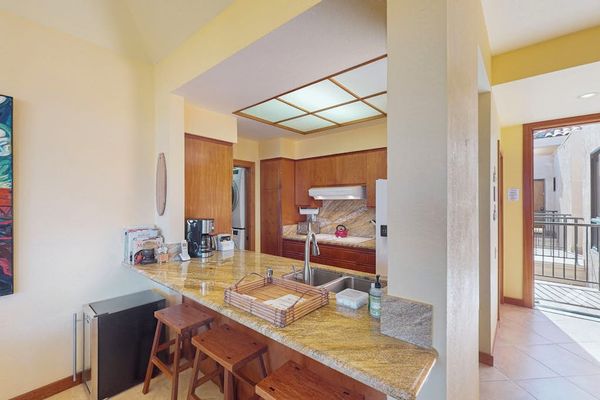 Granite Breakfast Bar with Stool Seating & Prep Sink