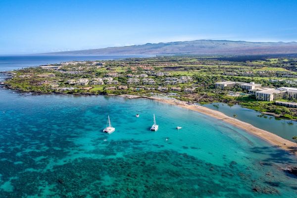 Find peace and relaxation in beautifully maintained resort surroundings every single day