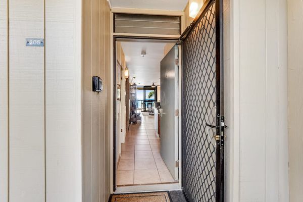 Convenient Entryway to Your Oceanfront Escape