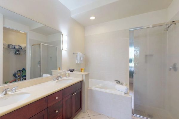 Modern bathroom with a spacious walk-in shower