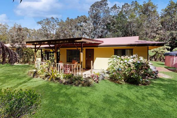 Private Cottage Porch & Manicured Lawn