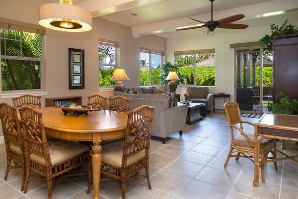 Open-Concept Living & Dining Room with Bright Natural Light